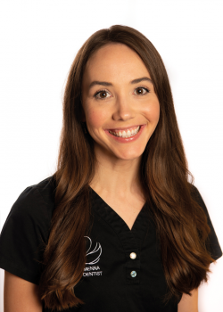 Menna Down - Traditional and Cosmetic Dentist